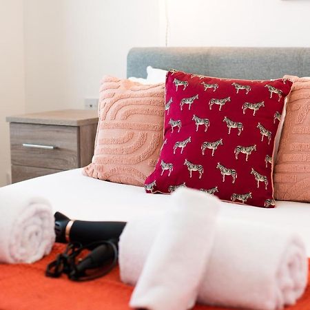 Off Road Parking, Garden, Smart Tv'S In All Rooms! Morriston Extérieur photo